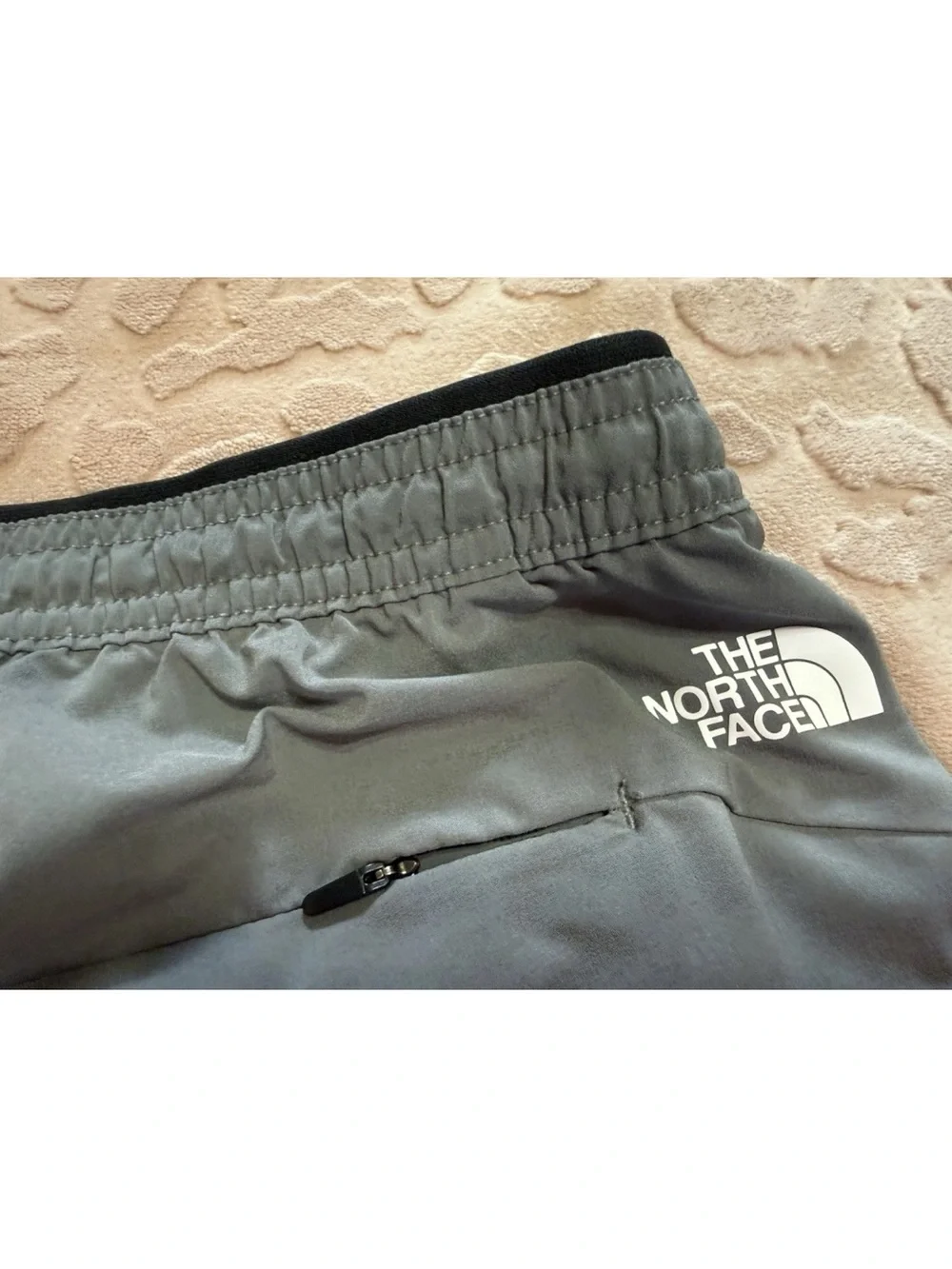 The North Face Mens Grey Flashdry Athletic Shorts! Large 38x6